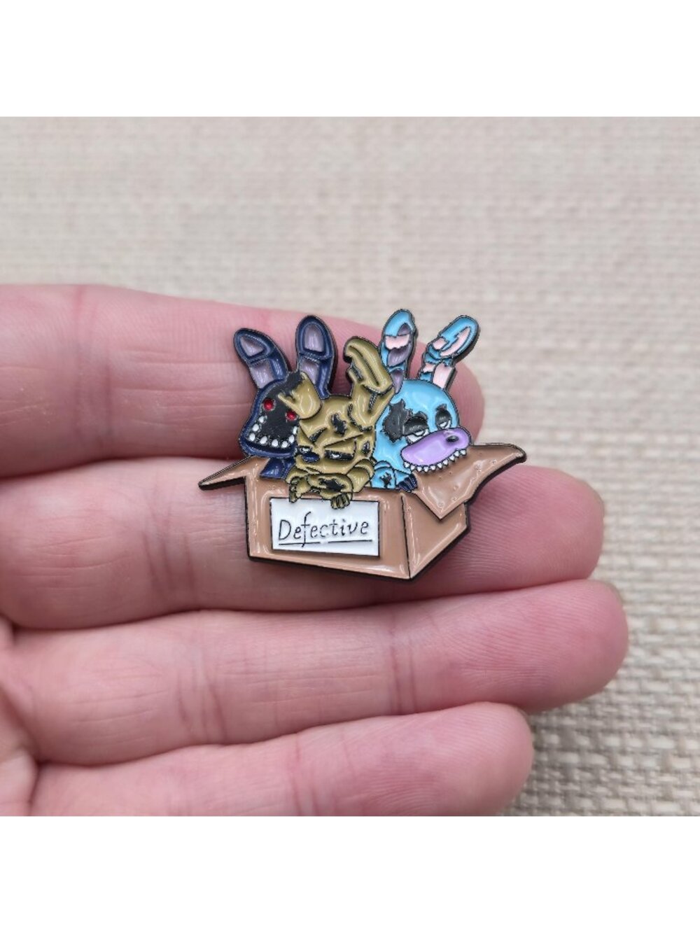 Five Nights at Freddy's FNAF Defective Toy Box Bonnie Springtrap Enamel Pin A891